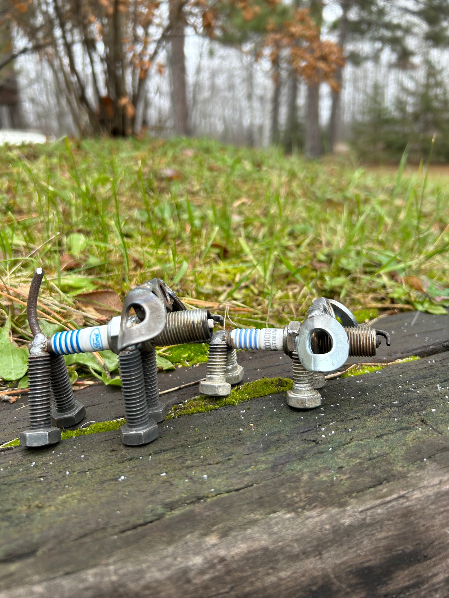 Standing Spark Plug Dogs